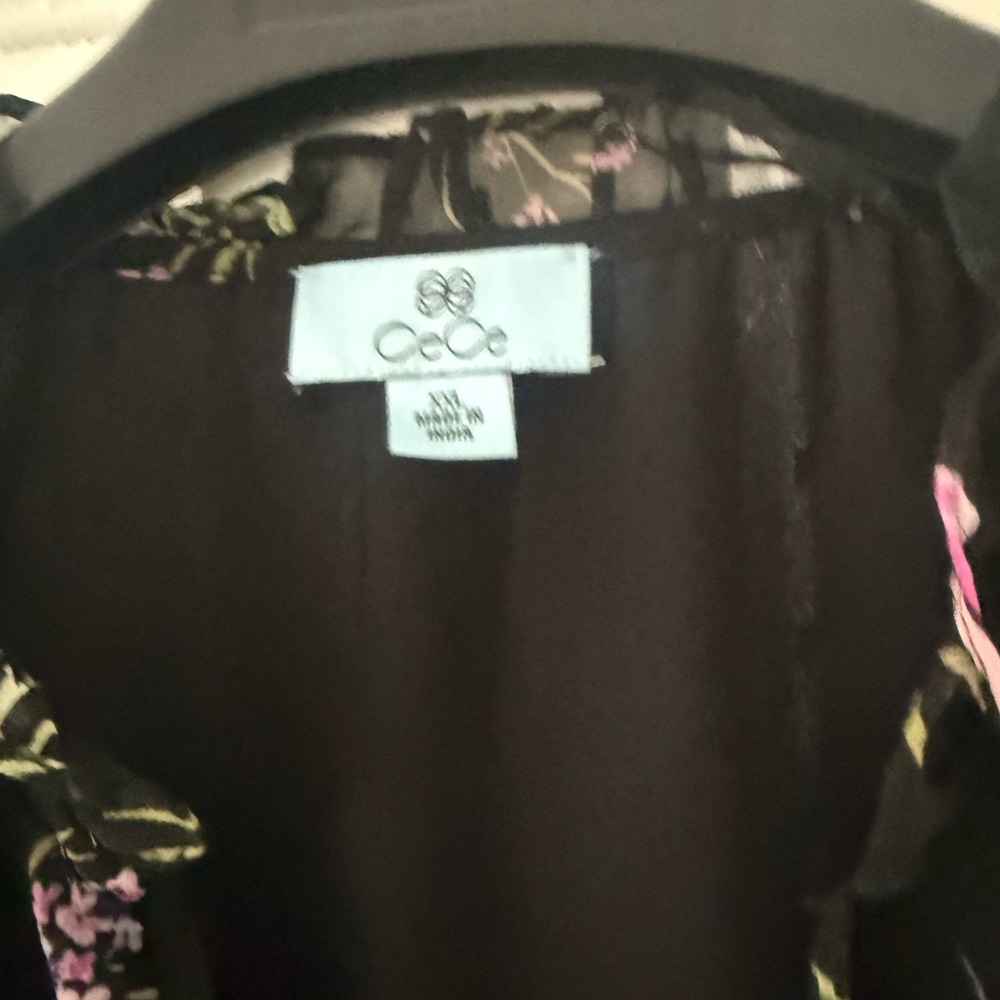 Cece Clip Dot Blouse with Pink and Purple Floral Design - Picture 3 of 6